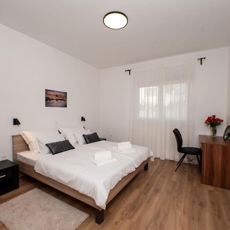 Villa Sportiva Zadar With Private Heated Pool Экстерьер фото